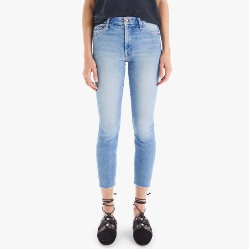 “Like New” High Waisted Looker Ankle Fray Jean